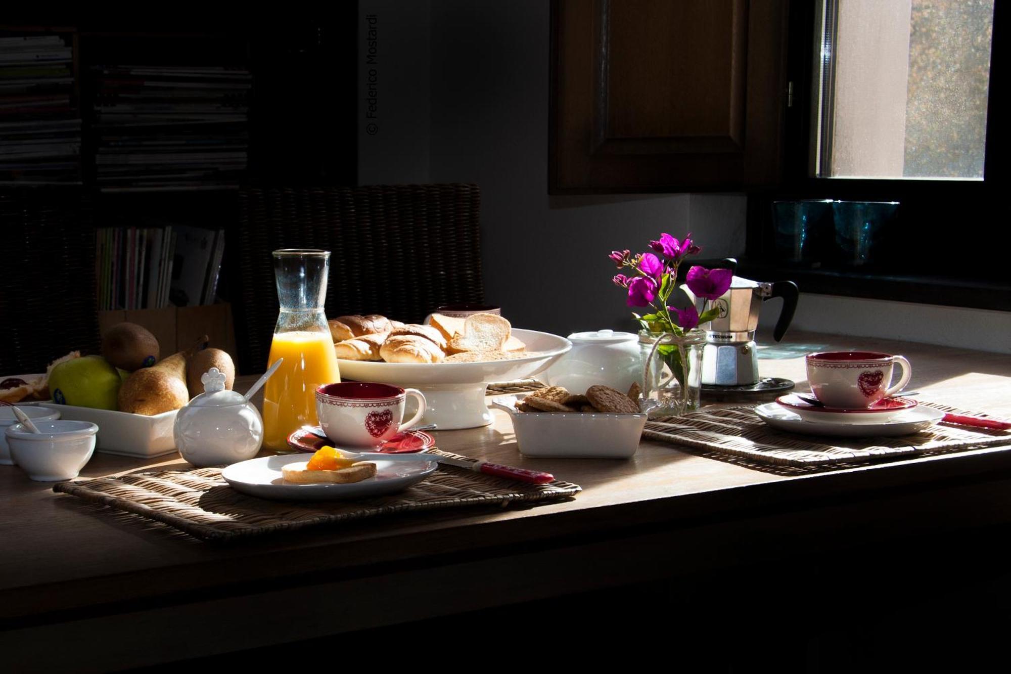 Is Scabas Guestrooms Solarussa Dış mekan fotoğraf