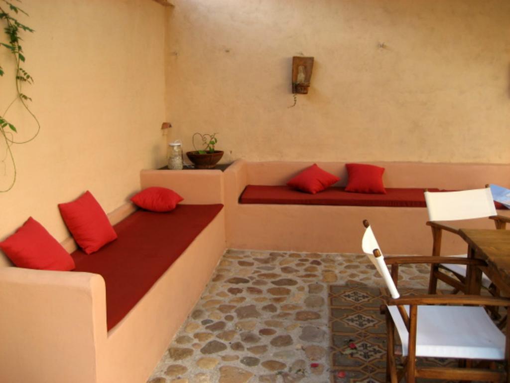 Is Scabas Guestrooms Solarussa Dış mekan fotoğraf